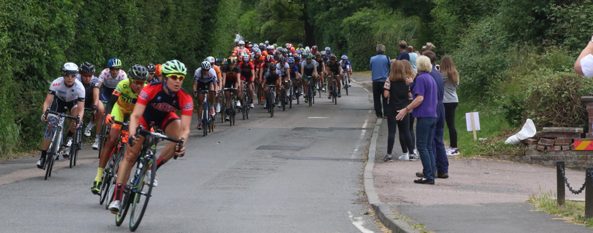 womens-tour-of-Britain-on-London-Road (cropped)