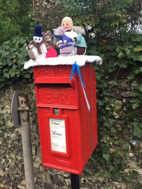 Christmas scenes on Church End postbox