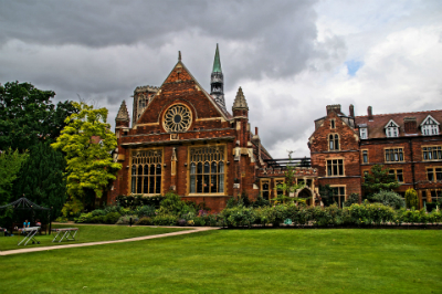 Cambridge-Colleges-Their-Gardens-Barley-Gardening-club